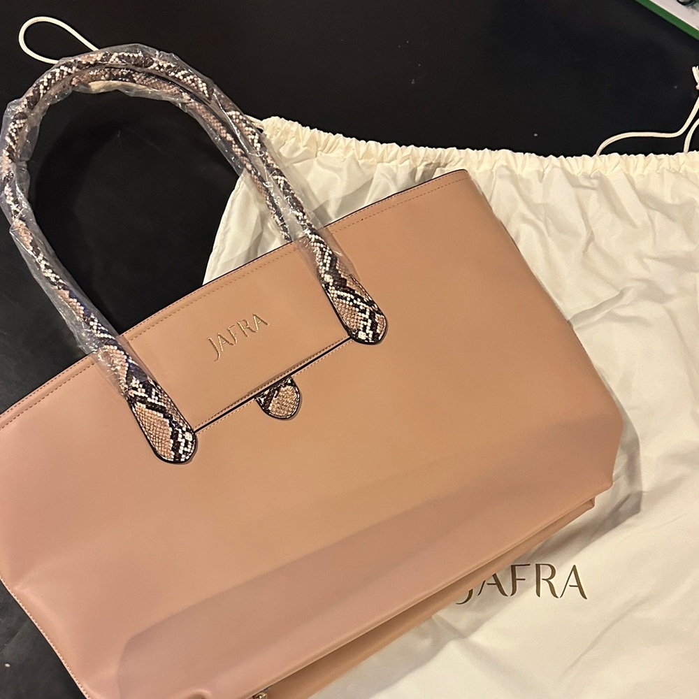 FREE JAFRA Blush Tote with Snakeskin Detail